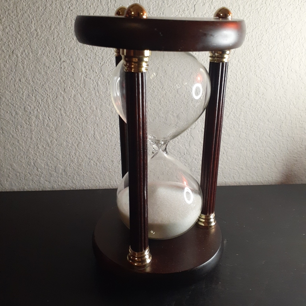 EXQUISITE Bombay From Z Gallerie 9" Wood & Glass 30 MTS Sand Timer.